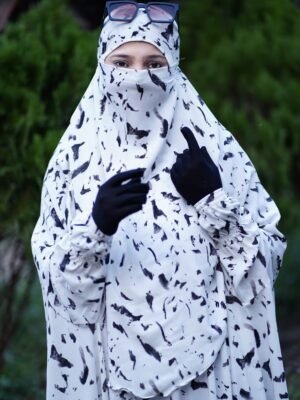 Alternative view of Floor Touch Zilbab - A18