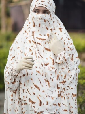 Alternative view of Floor Touch Zilbab - A04