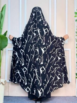 Alternative view of Semi Long Khimar (S02)